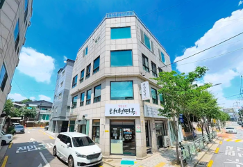 광장동 코너 꼬마빌딩