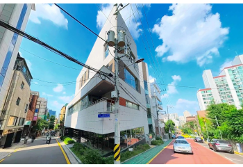 SR 3717 빌딩