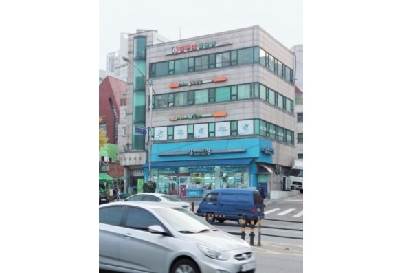 숭실대입구 대로변 삼면코너 전층근생건물 매각