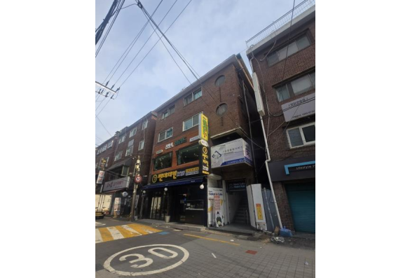 신촌역 리모델리용 건물