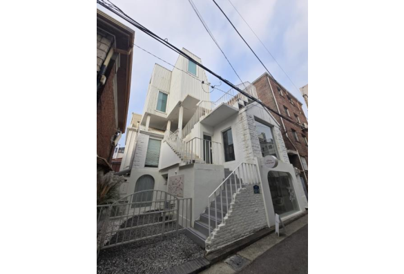 연남 화이트컨테이너