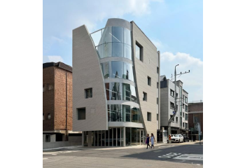 강동역 코너 신축 빌딩