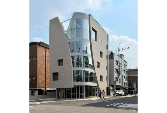 강동역 코너 신축 빌딩