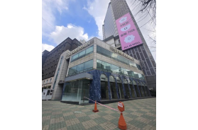 압구정역 대로변 신축부지