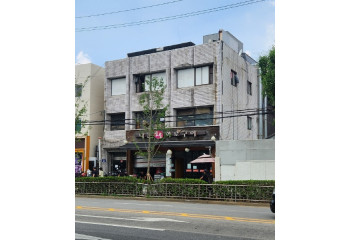 안암동 대로변 근생건물