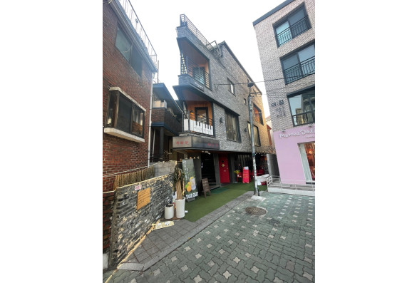 연남동 미로길 꼬마빌딩, 최고 상권 자랑