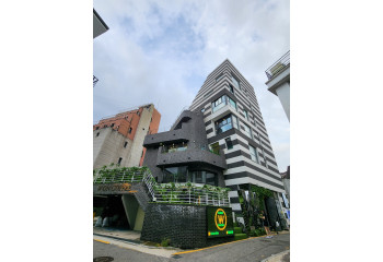 서교동 홍대상권 랜드마크급 수익형 건물