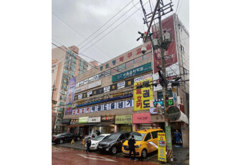 1층만 상가 7개!!!임대수익 특화!!!양천구 신정동 삼면코너 항아리상권 올근생 빌딩!!!