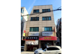 교통 편리. 용적율 이득. 차후 가치상승이 기대되는 빌딩.